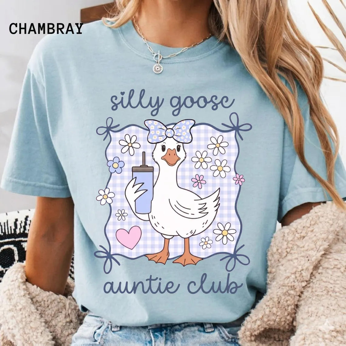 Comfort Colors® Cute Aunt Shirt, Silly Goose Auntie Shirt, New Aunt Gift, Pregnancy Announcement for Sister, Future Aunt Tee