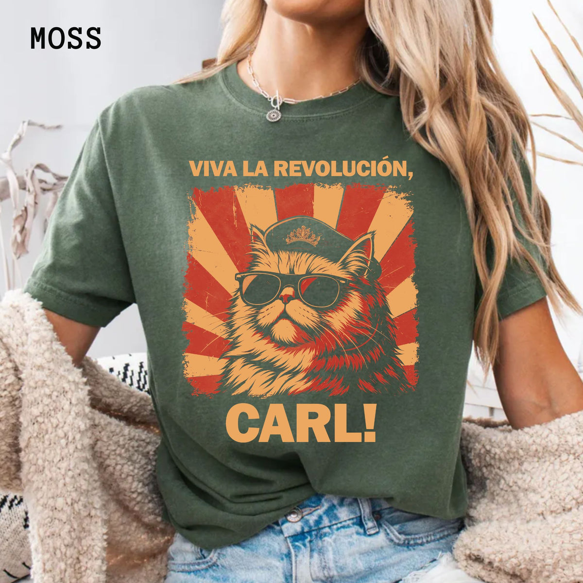 Comfort Colors Viva La Revolución Carl Dungeon Crawler Carl Shirt, Princess Donut Revolucion T-Shirt, LitRPG Gift, Fantasy Booktok Gift