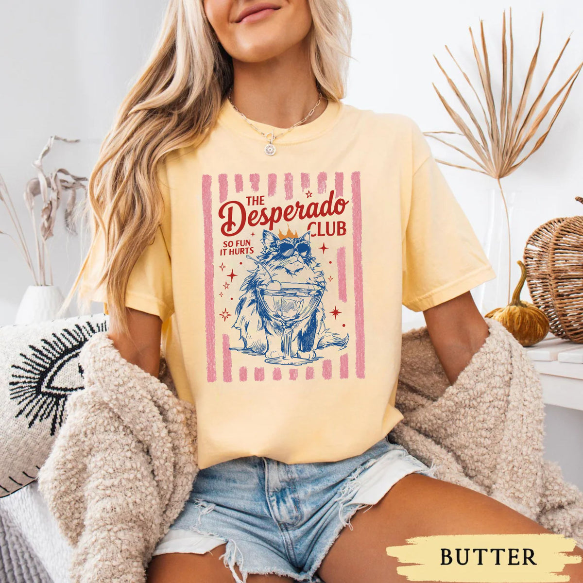 Comfort Colors Princess Donut Shirt, The Desperado Club T Shirt, Dungeon Crawler Carl Merch, Mongo Tee